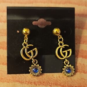 Fashion Jewelry Gold Drop Earrings with Blue Accent